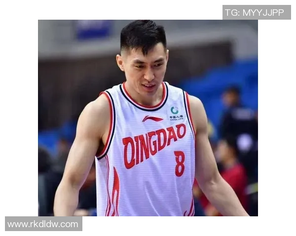 赵泰隆：从篮球新星到职业生涯巅峰的奋斗历程与心路历程解析